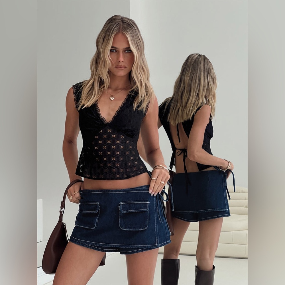 Black lace top princess Polly